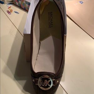 MK brown shoes